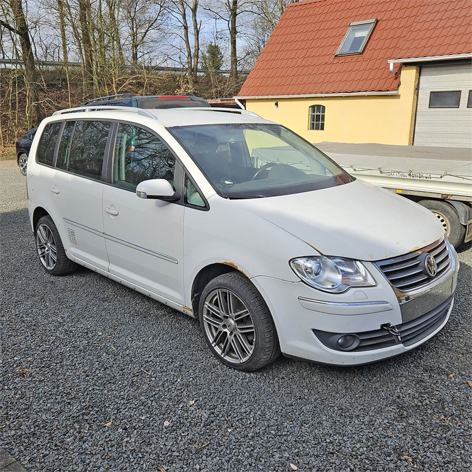 VW Touran Van 2,0 tdi automatisk - Xe hơi: hình 1 VW Touran Van 2,0 tdi automatisk - Xe hơi: hình 1
