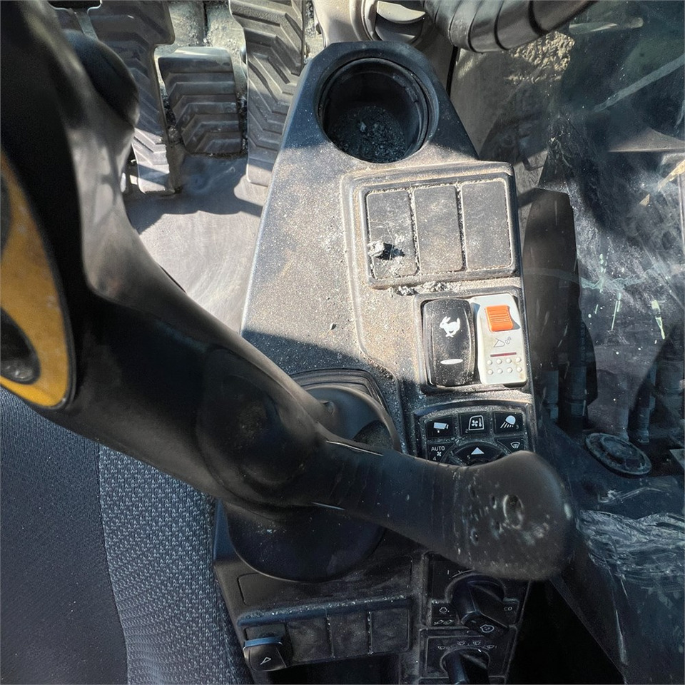 Máy xúc bánh xích Volvo EC250 EL: hình 22