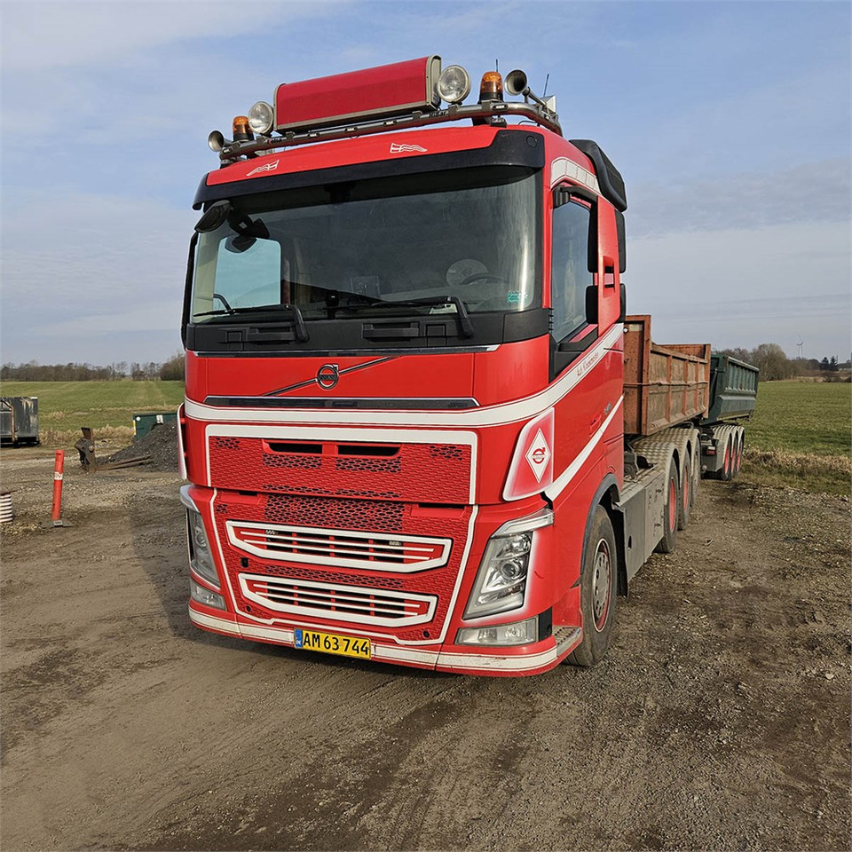 Volvo FH 540 - Xe tải hệ thống cáp: hình 3 Volvo FH 540 - Xe tải hệ thống cáp: hình 3