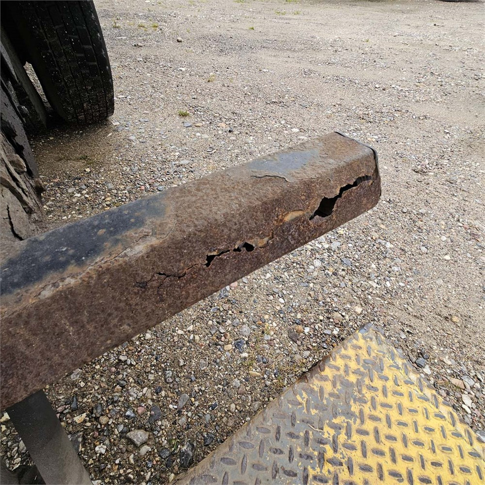 Xe tải hộp Volvo FM: hình 43