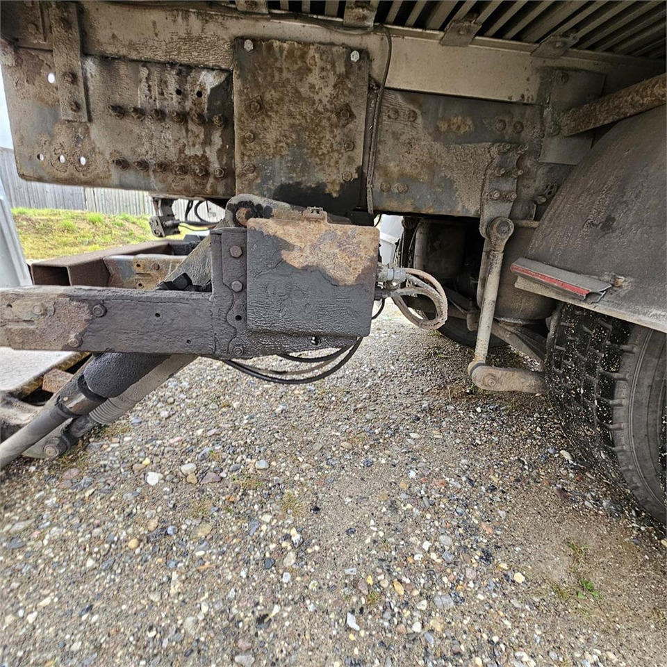 Xe tải hộp Volvo FM: hình 28