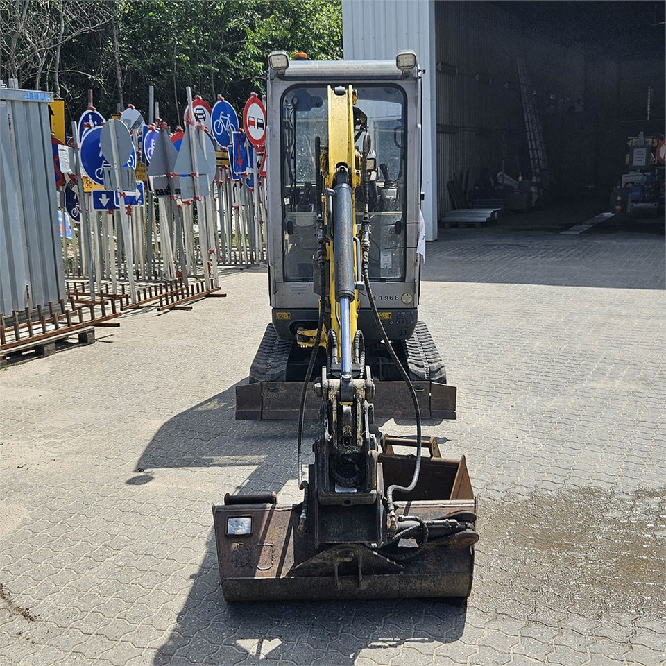 Wacker Neuson ET 18 - Máy xúc mini: hình 5 Wacker Neuson ET 18 - Máy xúc mini: hình 5