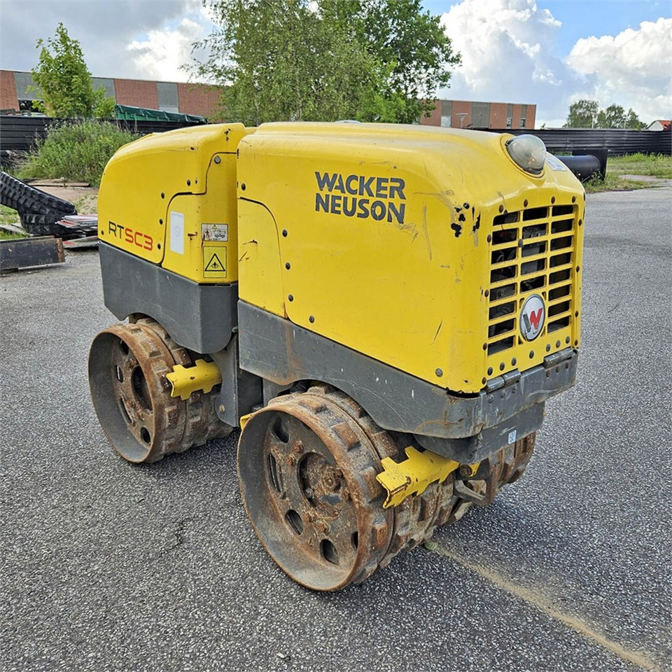 Wacker Neuson RT SC3 - Máy lăn nhỏ: hình 2 Wacker Neuson RT SC3 - Máy lăn nhỏ: hình 2