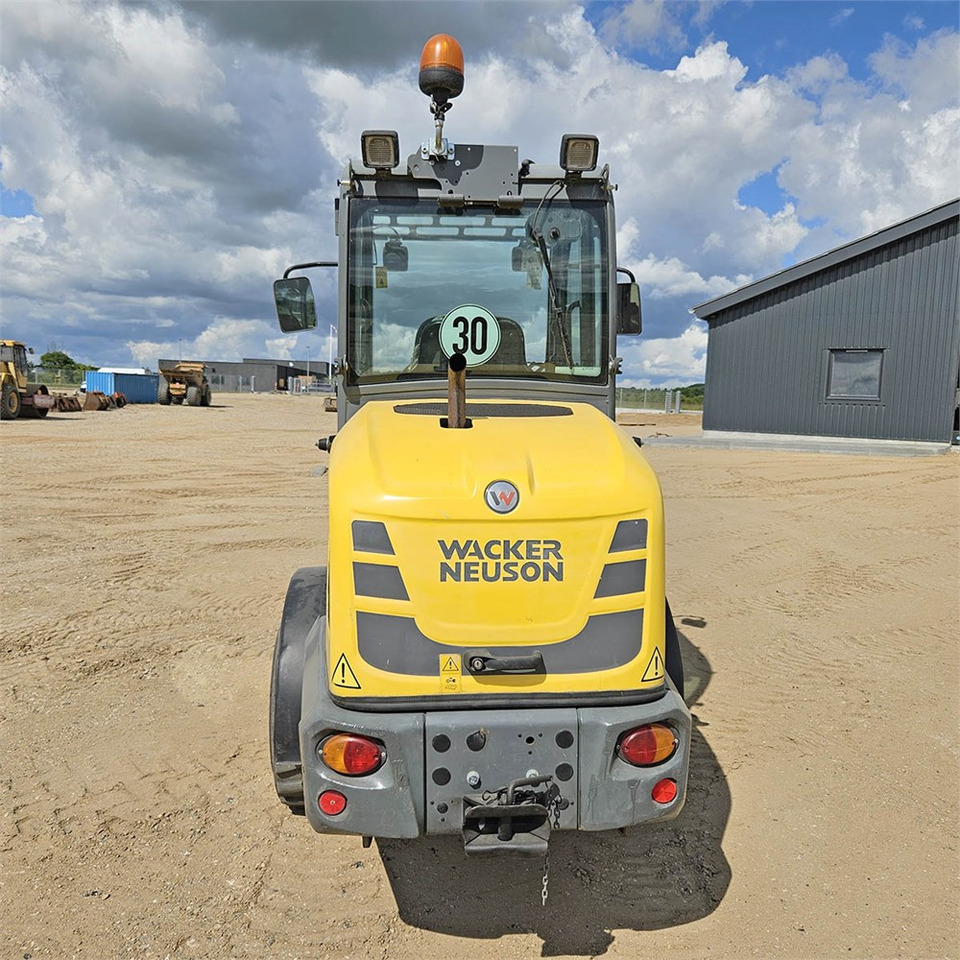 Wacker Neuson WL 32/RL30 - Máy xúc lật bánh lốp: hình 4 Wacker Neuson WL 32/RL30 - Máy xúc lật bánh lốp: hình 4