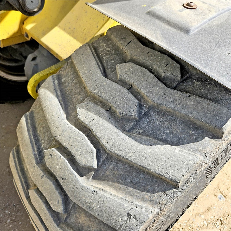 Máy xúc lật bánh lốp Wacker Neuson WL 32/RL30: hình 42