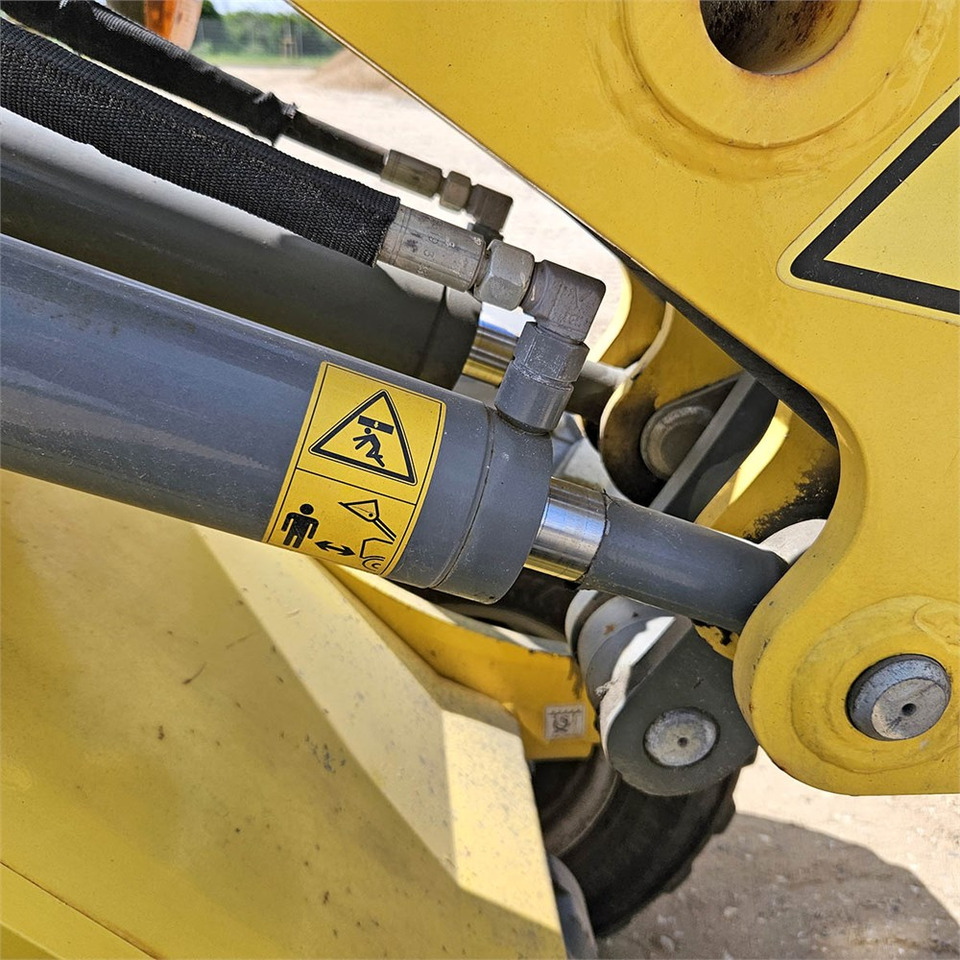 Máy xúc lật bánh lốp Wacker Neuson WL 32/RL30: hình 29