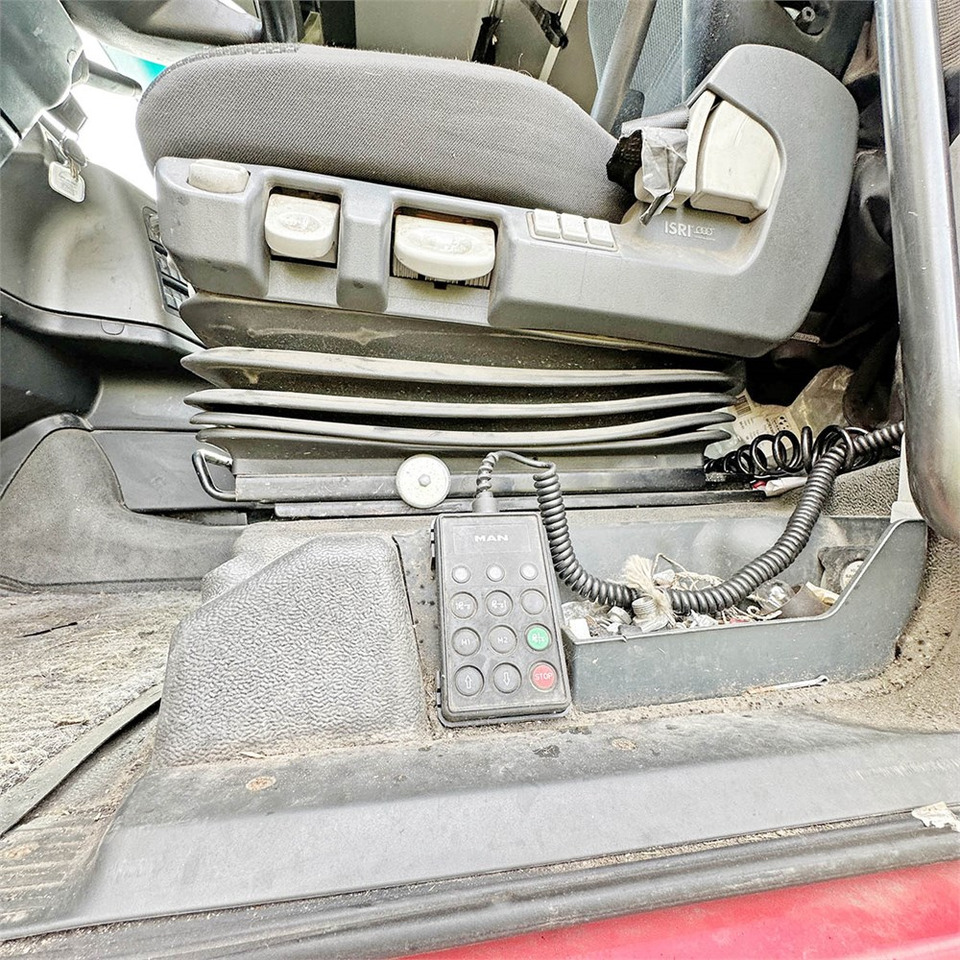 Xe đầu kéo MAN TG 26.6x2-2 BLS: hình 11