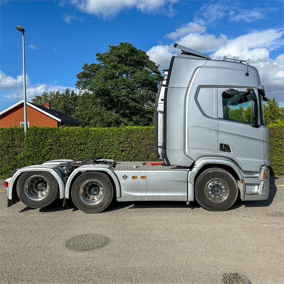 Scania R530 (A6X2NB) - Xe đầu kéo: hình 3 Scania R530 (A6X2NB) - Xe đầu kéo: hình 3