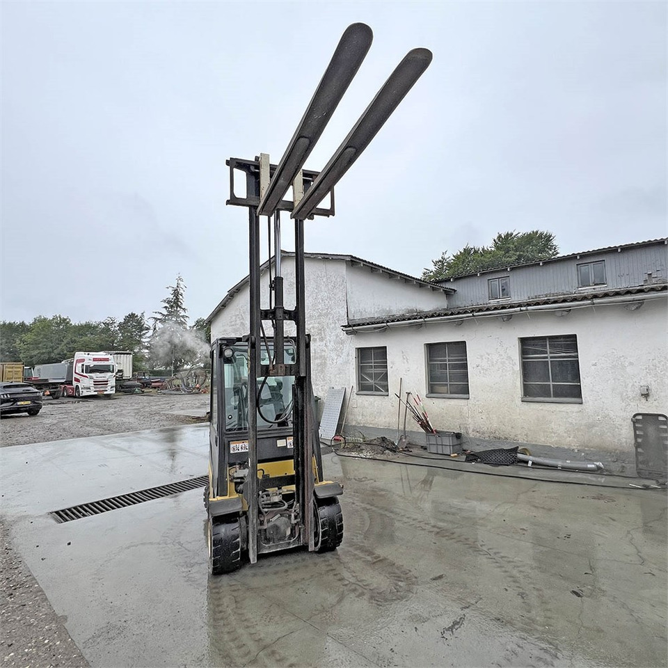 Yale GLP 18VX - Xe nâng: hình 3 Yale GLP 18VX - Xe nâng: hình 3