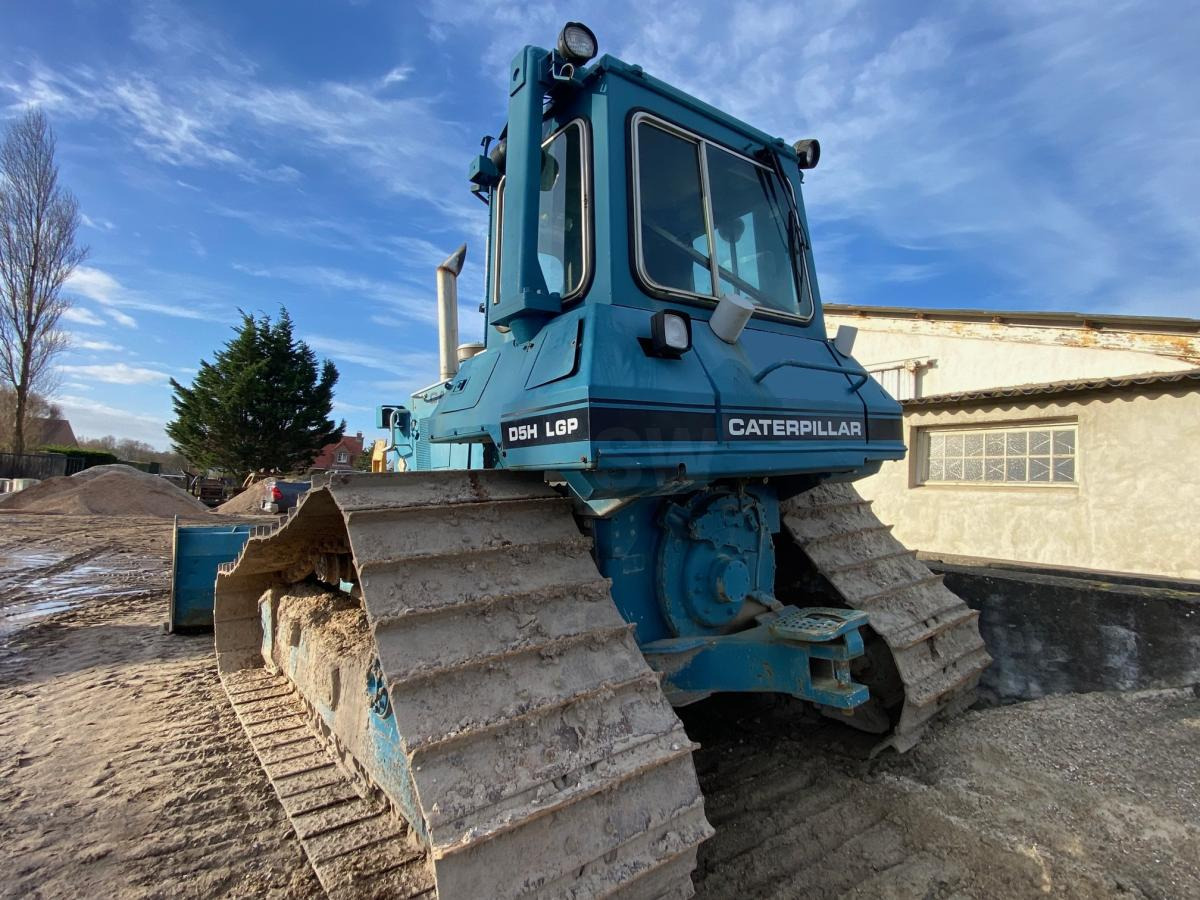 Caterpillar D5H LGP - Máy ủi: hình 5 Caterpillar D5H LGP - Máy ủi: hình 5