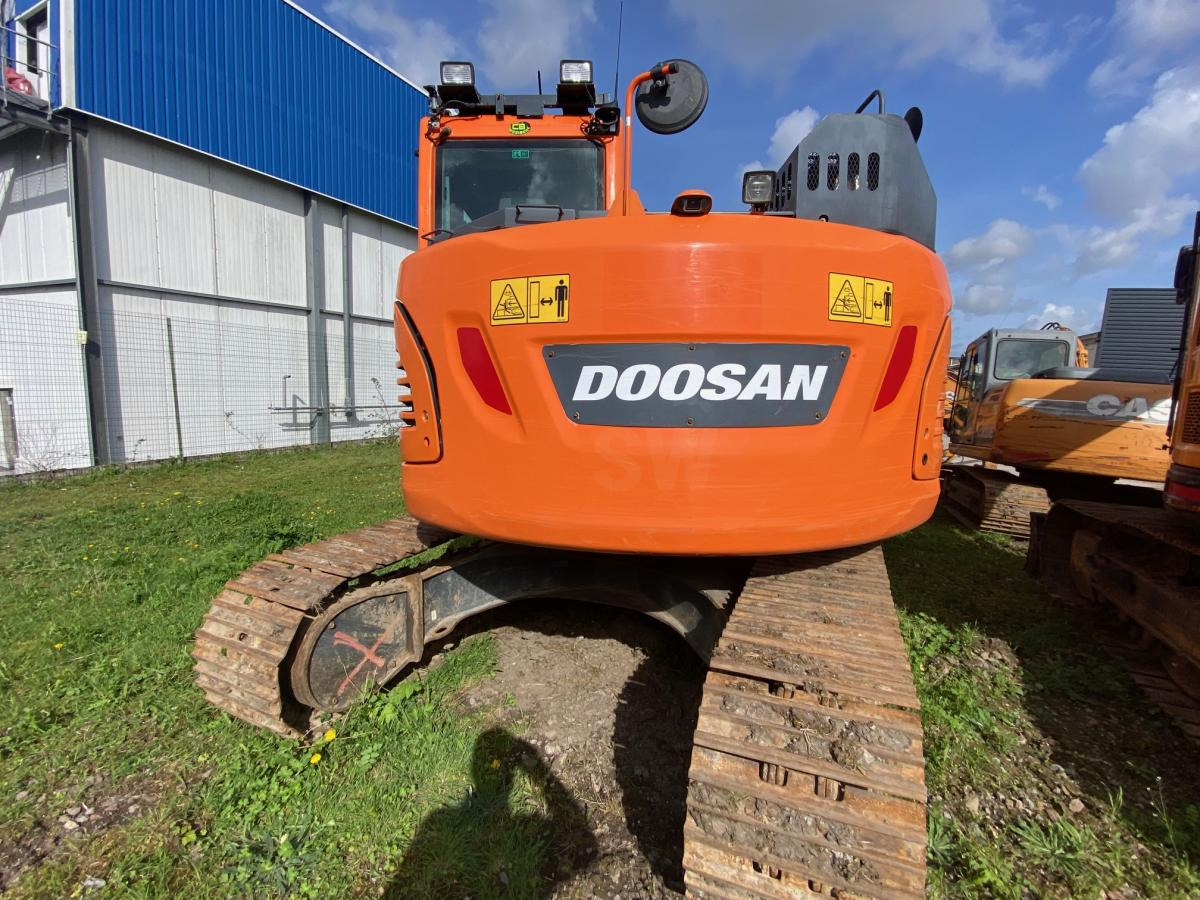 Doosan DX 140 LCR-5 - Máy xúc bánh xích: hình 5 Doosan DX 140 LCR-5 - Máy xúc bánh xích: hình 5