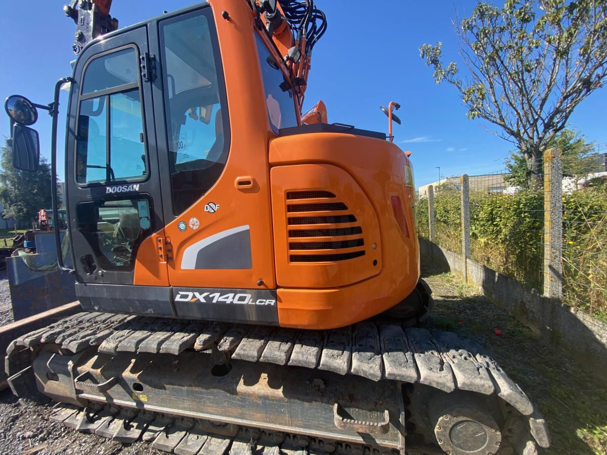 Doosan DX 140LCR-5 - Máy xúc bánh xích: hình 5 Doosan DX 140LCR-5 - Máy xúc bánh xích: hình 5