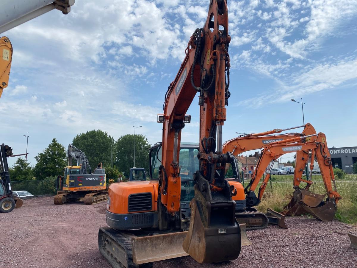 Doosan DX 85R-3 - Máy xúc mini: hình 5 Doosan DX 85R-3 - Máy xúc mini: hình 5