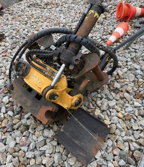 ENGCON EC 219 - Tiltrotator: hình 1 ENGCON EC 219 - Tiltrotator: hình 1
