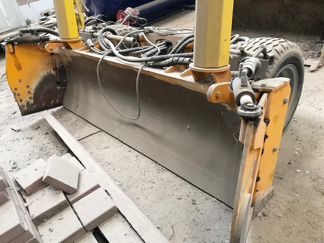 GUTZWILLER FG 20 - Lưỡi dao cho Máy ủi: hình 1 GUTZWILLER FG 20 - Lưỡi dao cho Máy ủi: hình 1