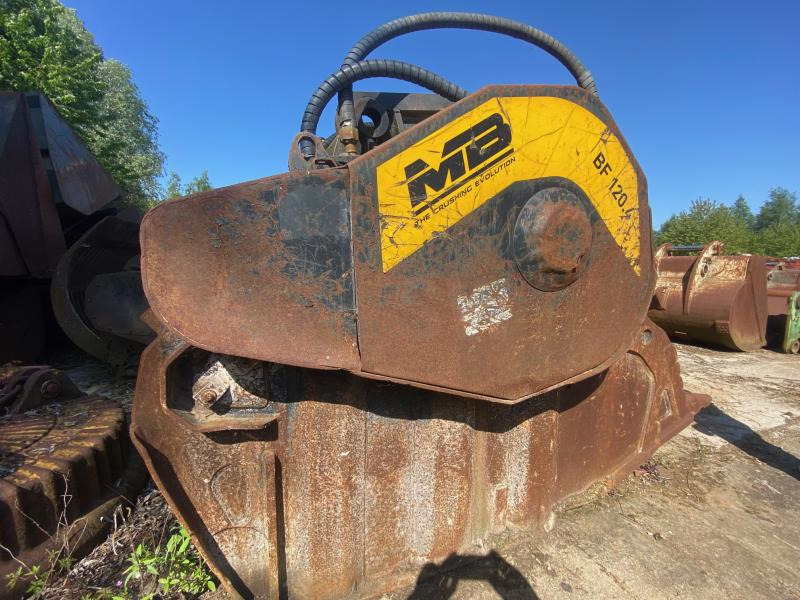 MB BF 120-4 - Gầu cho Máy móc xây dựng: hình 4 MB BF 120-4 - Gầu cho Máy móc xây dựng: hình 4