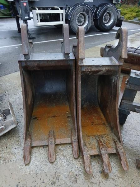 MECALAC EASY CONNECT 60 CM - Gầu máy xúc: hình 1 MECALAC EASY CONNECT 60 CM - Gầu máy xúc: hình 1