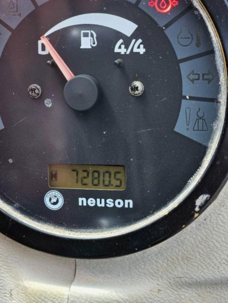 Neuson 38 Z - Máy xúc mini: hình 4 Neuson 38 Z - Máy xúc mini: hình 4