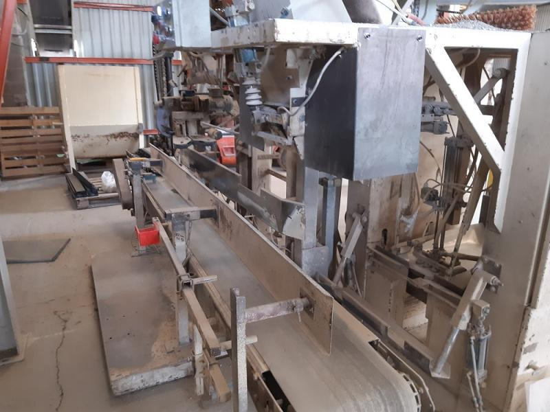 TECHNIPES ENSACHEUSE WEIGHER 400 - Trang thiết bị xây dựng: hình 5 TECHNIPES ENSACHEUSE WEIGHER 400 - Trang thiết bị xây dựng: hình 5
