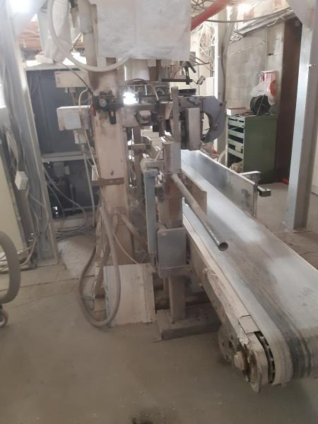 TECHNIPES ENSACHEUSE WEIGHER 400 - Trang thiết bị xây dựng: hình 4 TECHNIPES ENSACHEUSE WEIGHER 400 - Trang thiết bị xây dựng: hình 4
