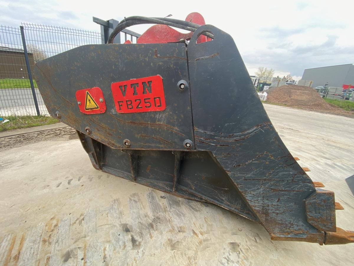VTN FB 250 - Gầu máy xúc cho Máy móc xây dựng: hình 3 VTN FB 250 - Gầu máy xúc cho Máy móc xây dựng: hình 3