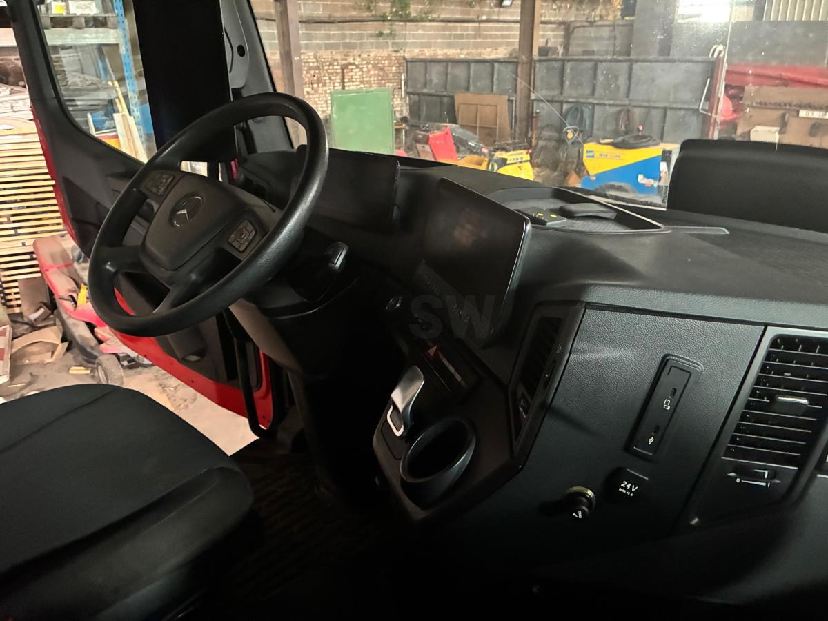 Xe đầu kéo Mercedes AROCS 2046: hình 8