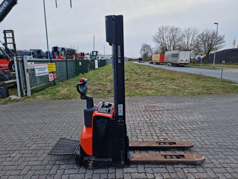 BT SWE120 - Máy xếp chồng: hình 4 BT SWE120 - Máy xếp chồng: hình 4