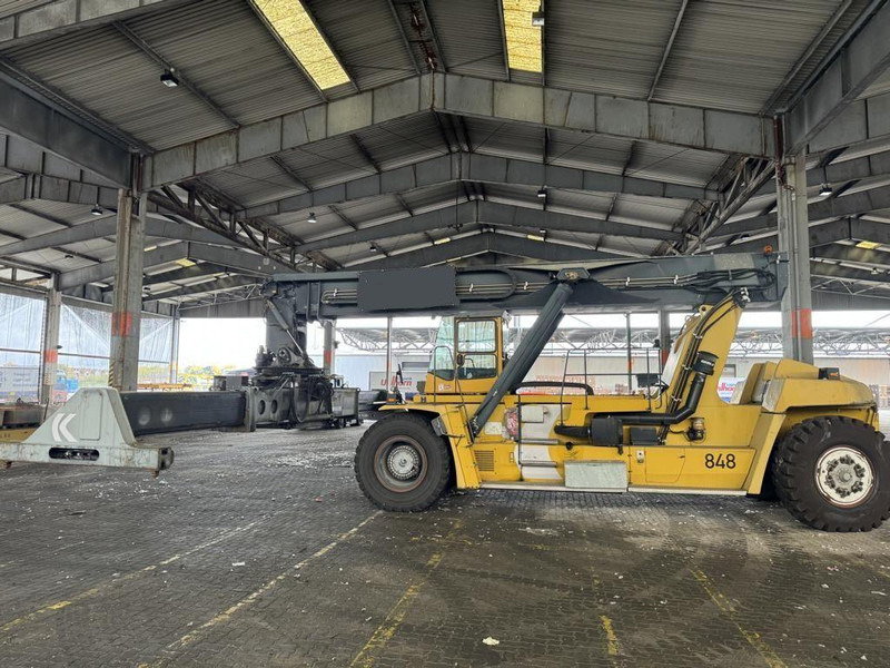 Kalmar DRF450-70S5X - Xe tiếp cận xếp chồng: hình 3 Kalmar DRF450-70S5X - Xe tiếp cận xếp chồng: hình 3