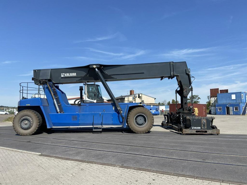 Kalmar DRG450-82S5HCXS - Xe tiếp cận xếp chồng: hình 3 Kalmar DRG450-82S5HCXS - Xe tiếp cận xếp chồng: hình 3