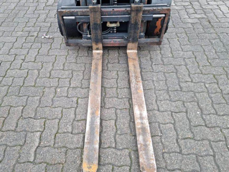 Linde H20D-01 - Xe nâng diesel: hình 3 Linde H20D-01 - Xe nâng diesel: hình 3