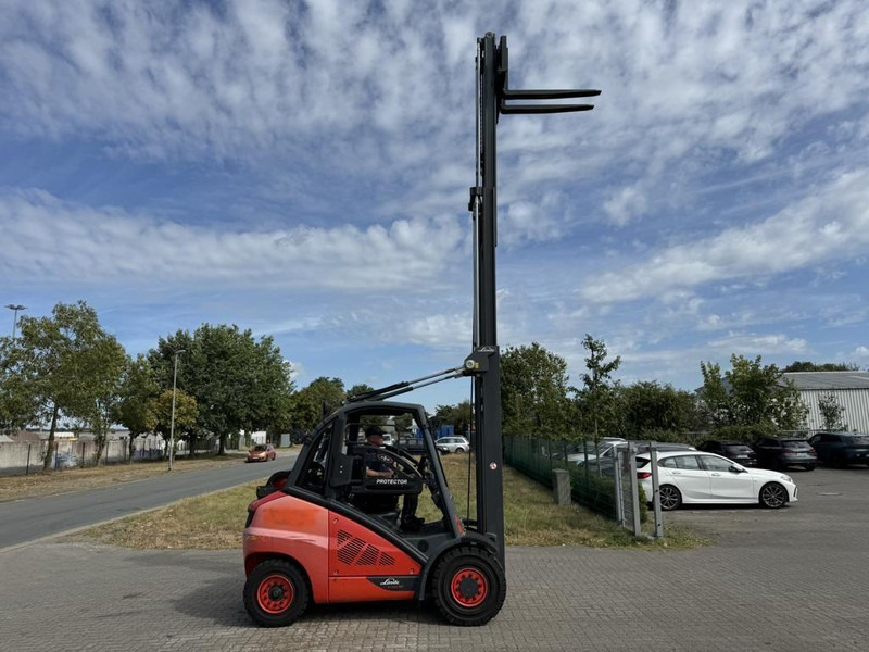 Linde H50T - Xe nâng gas: hình 4 Linde H50T - Xe nâng gas: hình 4