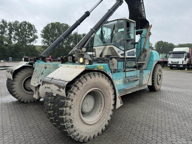 SMV SC108TC6 - Xe tiếp cận xếp chồng: hình 5 SMV SC108TC6 - Xe tiếp cận xếp chồng: hình 5