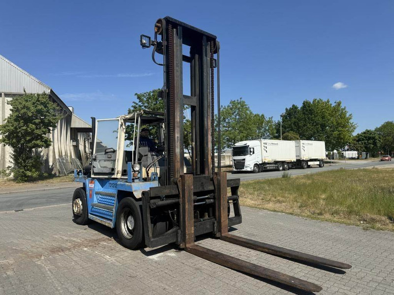 Valmet TD1212S - Xe nâng diesel: hình 5 Valmet TD1212S - Xe nâng diesel: hình 5