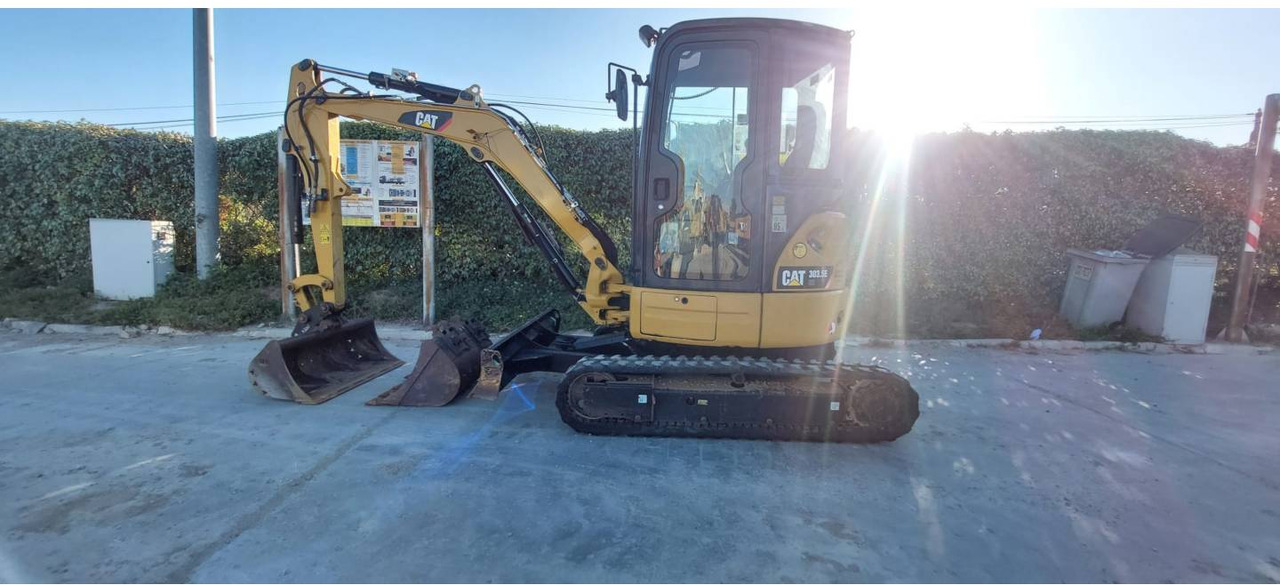 CAT 303.5E CR - Máy xúc bánh xích: hình 1 CAT 303.5E CR - Máy xúc bánh xích: hình 1