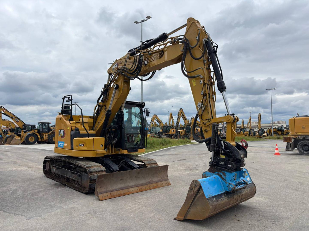 CAT 315 - Máy xúc bánh xích: hình 1 CAT 315 - Máy xúc bánh xích: hình 1