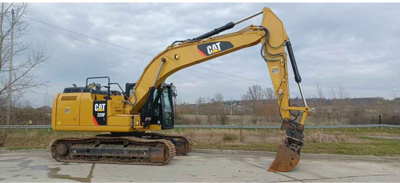 CAT 320F - Máy xúc bánh xích: hình 2 CAT 320F - Máy xúc bánh xích: hình 2