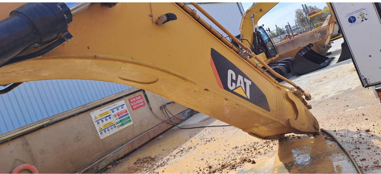 Cho thuê CAT 374D CAT 374D: hình 12