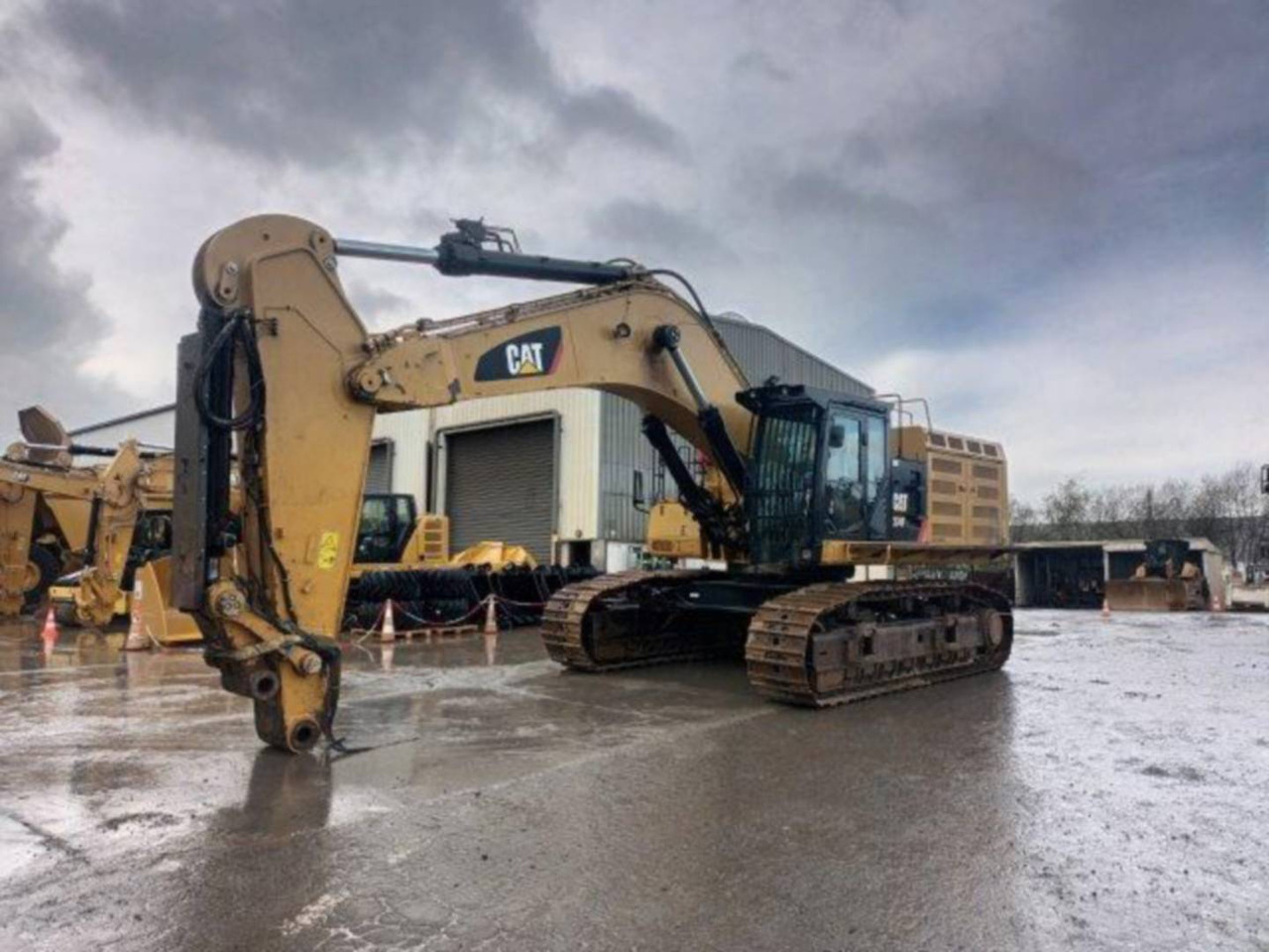 CAT 374F - Máy xúc bánh xích: hình 1 CAT 374F - Máy xúc bánh xích: hình 1