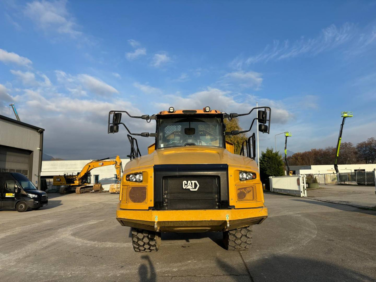 CAT 730 - Xe ben đổ có khớp nối: hình 1 CAT 730 - Xe ben đổ có khớp nối: hình 1
