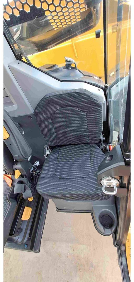 Xe ben đổ có khớp nối CAT 730: hình 29