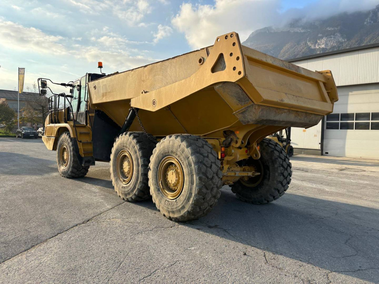 CAT 730 - Xe ben đổ có khớp nối: hình 5 CAT 730 - Xe ben đổ có khớp nối: hình 5