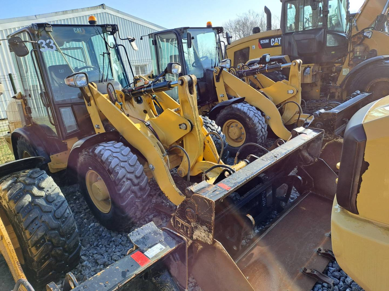 CAT 906M - Máy xúc lật bánh lốp: hình 4 CAT 906M - Máy xúc lật bánh lốp: hình 4