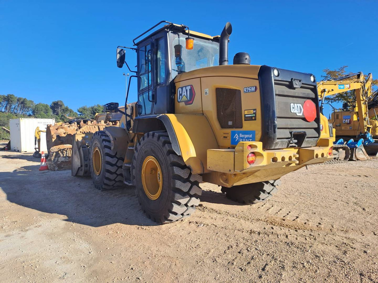 CAT 926M - Máy xúc lật bánh lốp: hình 4 CAT 926M - Máy xúc lật bánh lốp: hình 4
