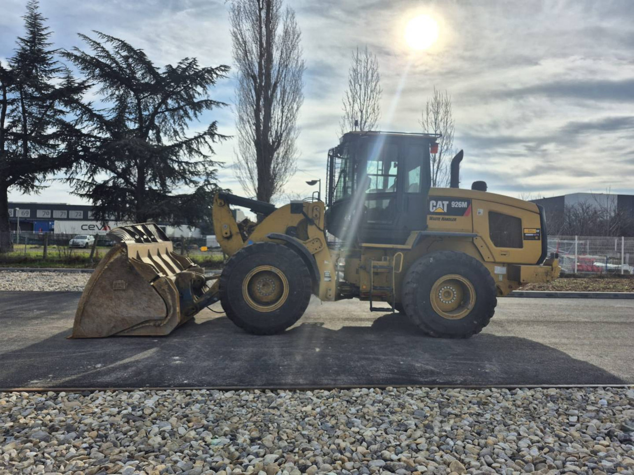 Máy xúc lật bánh lốp CAT 926M: hình 12