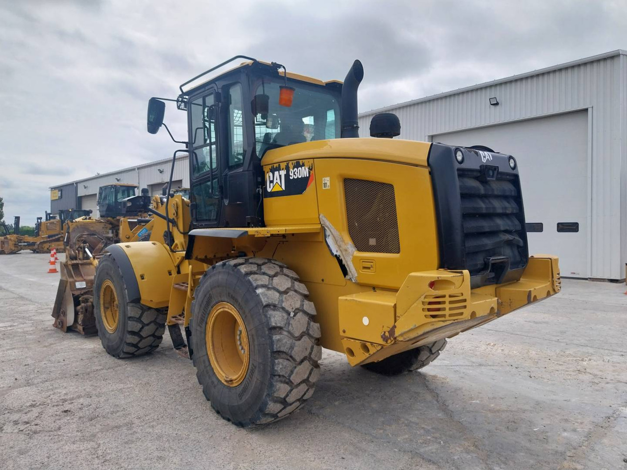 CAT 930M - Máy xúc lật bánh lốp: hình 4 CAT 930M - Máy xúc lật bánh lốp: hình 4