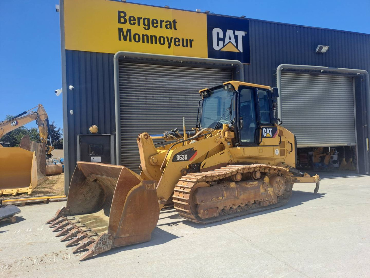 CAT 963K - Máy xúc lật bánh xích: hình 1 CAT 963K - Máy xúc lật bánh xích: hình 1