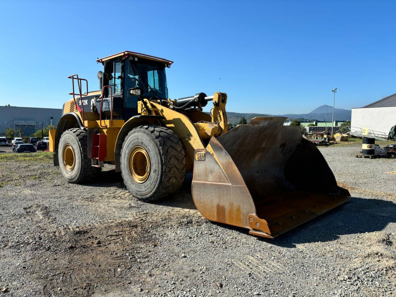 CAT 972K - Máy xúc lật bánh lốp: hình 1 CAT 972K - Máy xúc lật bánh lốp: hình 1