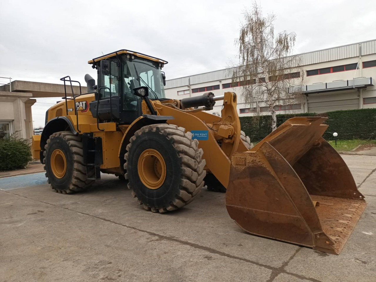 CAT 972M - Máy xúc lật bánh lốp: hình 2 CAT 972M - Máy xúc lật bánh lốp: hình 2