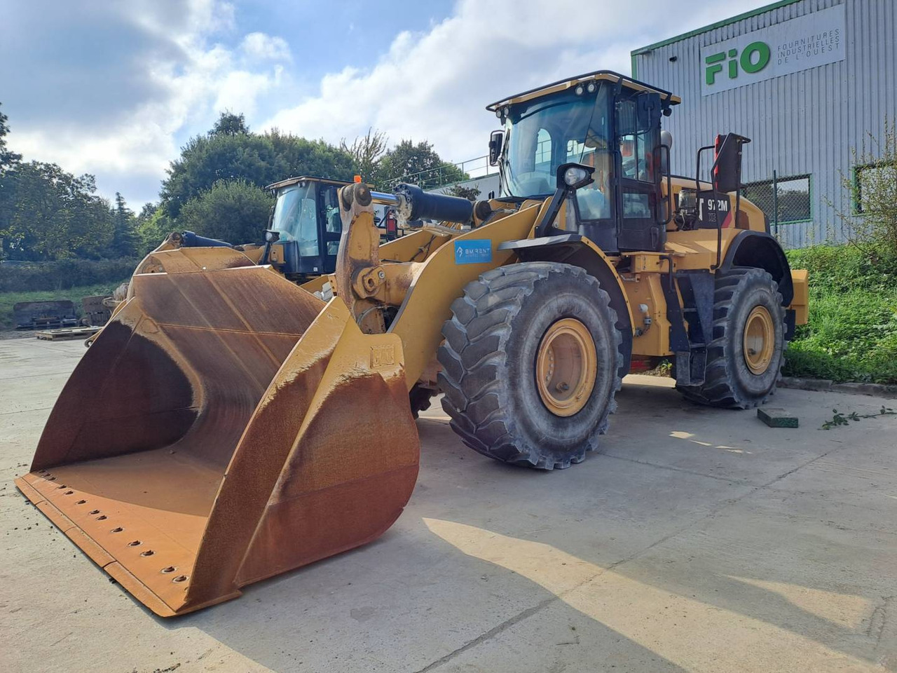 CAT 972M XE - Máy xúc lật bánh lốp: hình 2 CAT 972M XE - Máy xúc lật bánh lốp: hình 2