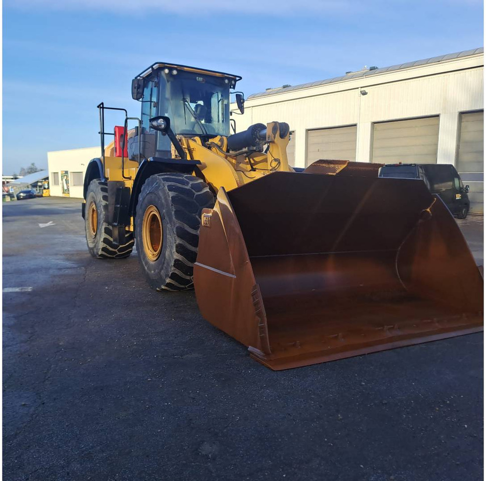 CAT 972M XE - Máy xúc lật bánh lốp: hình 2 CAT 972M XE - Máy xúc lật bánh lốp: hình 2